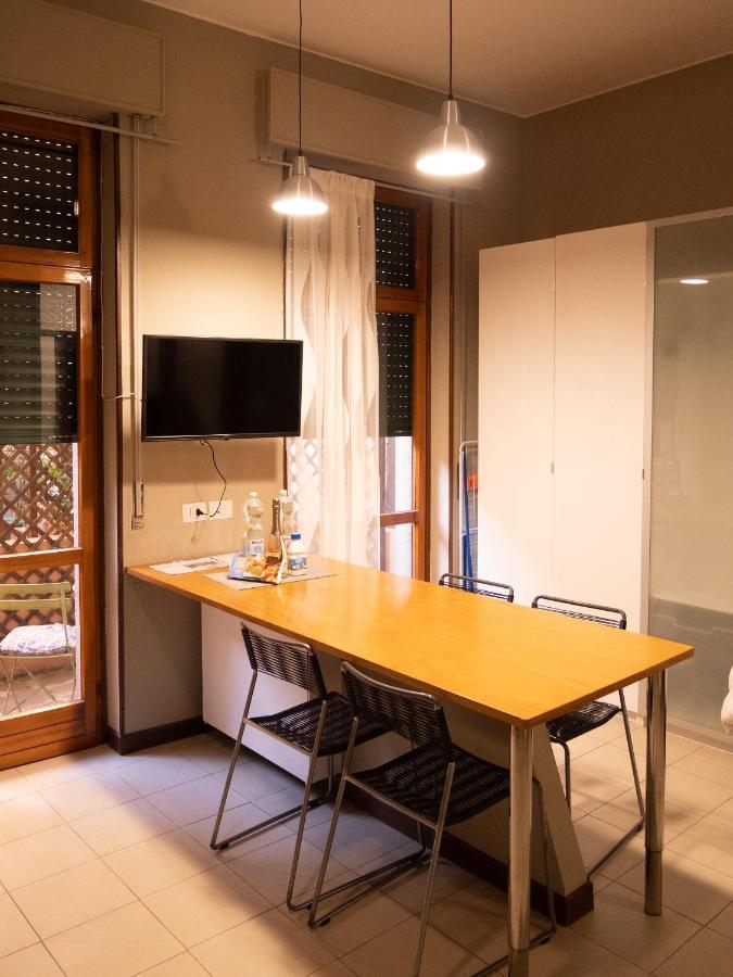 Chambers Short Rentals - Via Gezio Calini Brescia - 2 Studio Flats Екстериор снимка